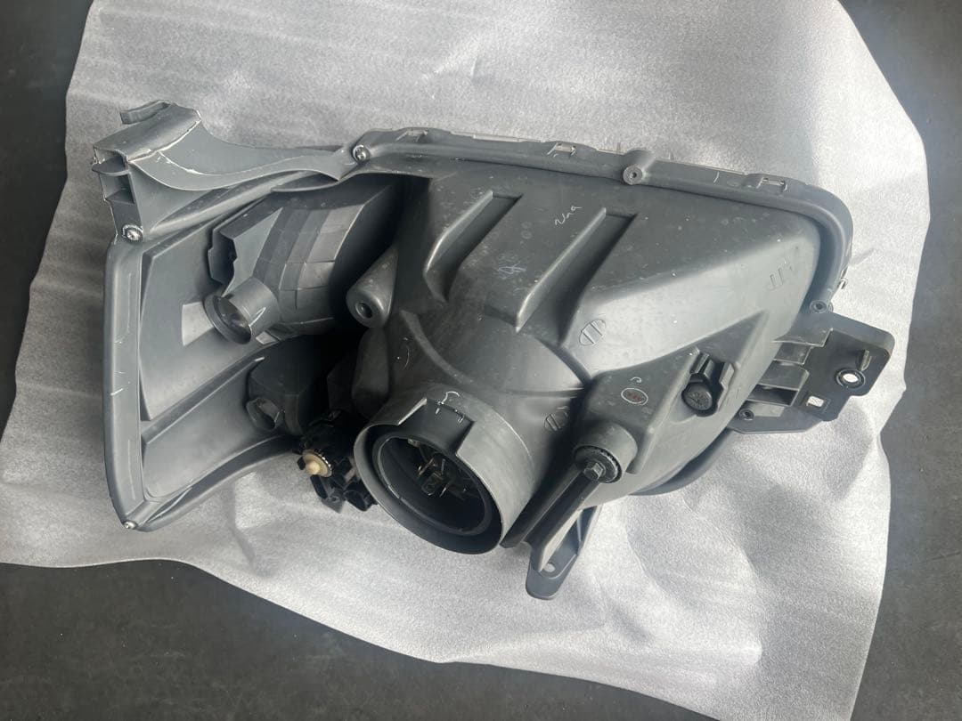 ヘッドライトユニット左右 タウンエース　ライトエースバン　s412m s402m