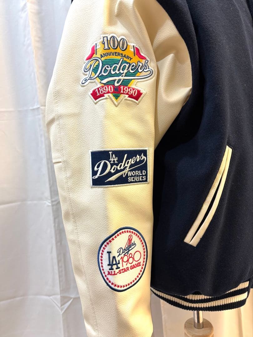 【美品】NEW ERA ヴァーシティジャケット MLB ロサンゼルス・ドジャース