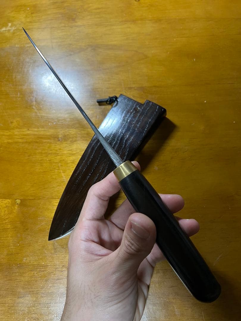 重房作の手作り三徳包丁