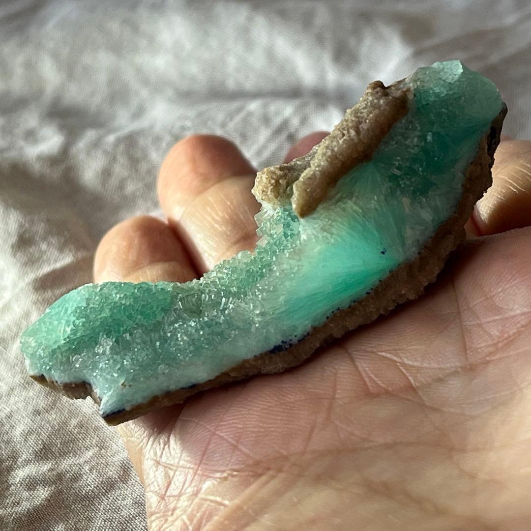 グリーンブルー アラゴナイト 172ct 宝石 原石 パキスタン 鉱物 天然石