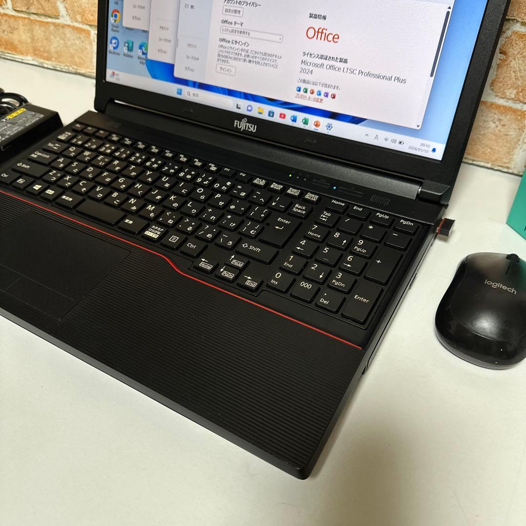 富士通ノート PC 高速起動SSD Corei7 Windows11オフィス付き