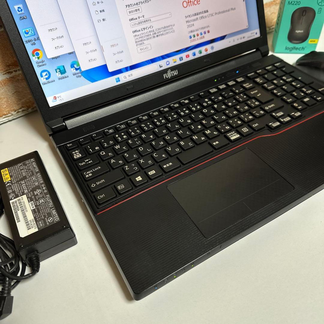 富士通ノート PC 高速起動SSD Corei7 Windows11オフィス付き