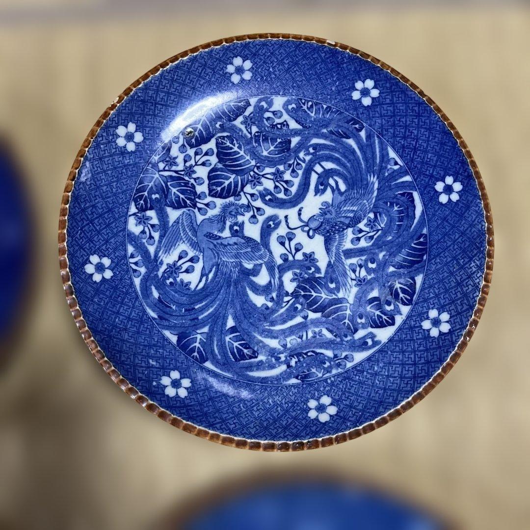 s233.伊万里染付印判、イゲ皿、青色の花と鳥模様の皿4枚セット寸法33センチ