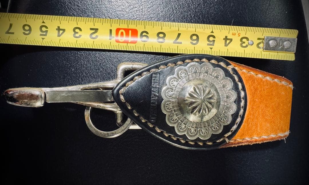 フラットヘッド 手縫い 特大 925シルバーコンチョ キーホルダー