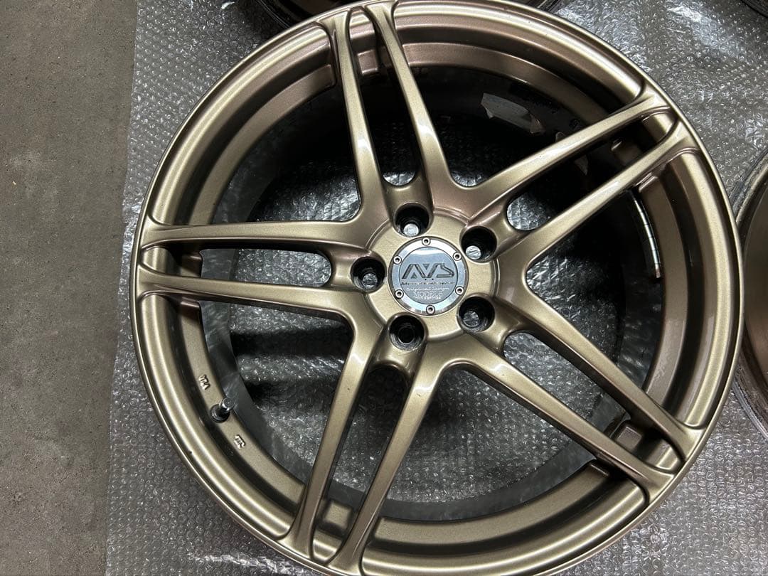 AVS モデル5 17×7J +35 PCD100ブレンボ 対応 4本セット