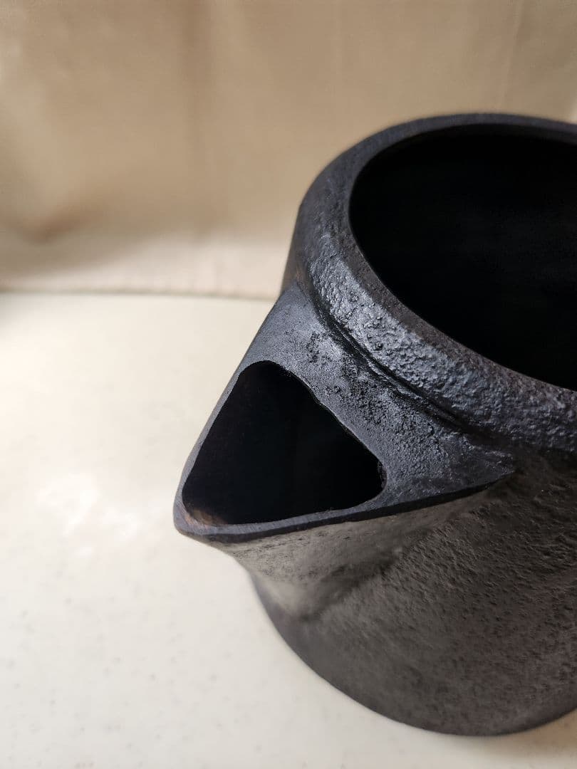 ■D■ 虎山工房　鉄瓶UD-8　1.2リットル／UD-8