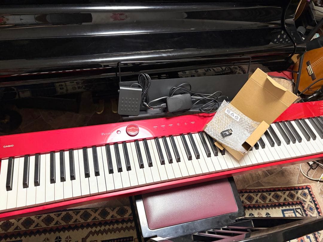 カシオ（CASIO）Privia PX-S1100RD88鍵盤 スリムデザイン
