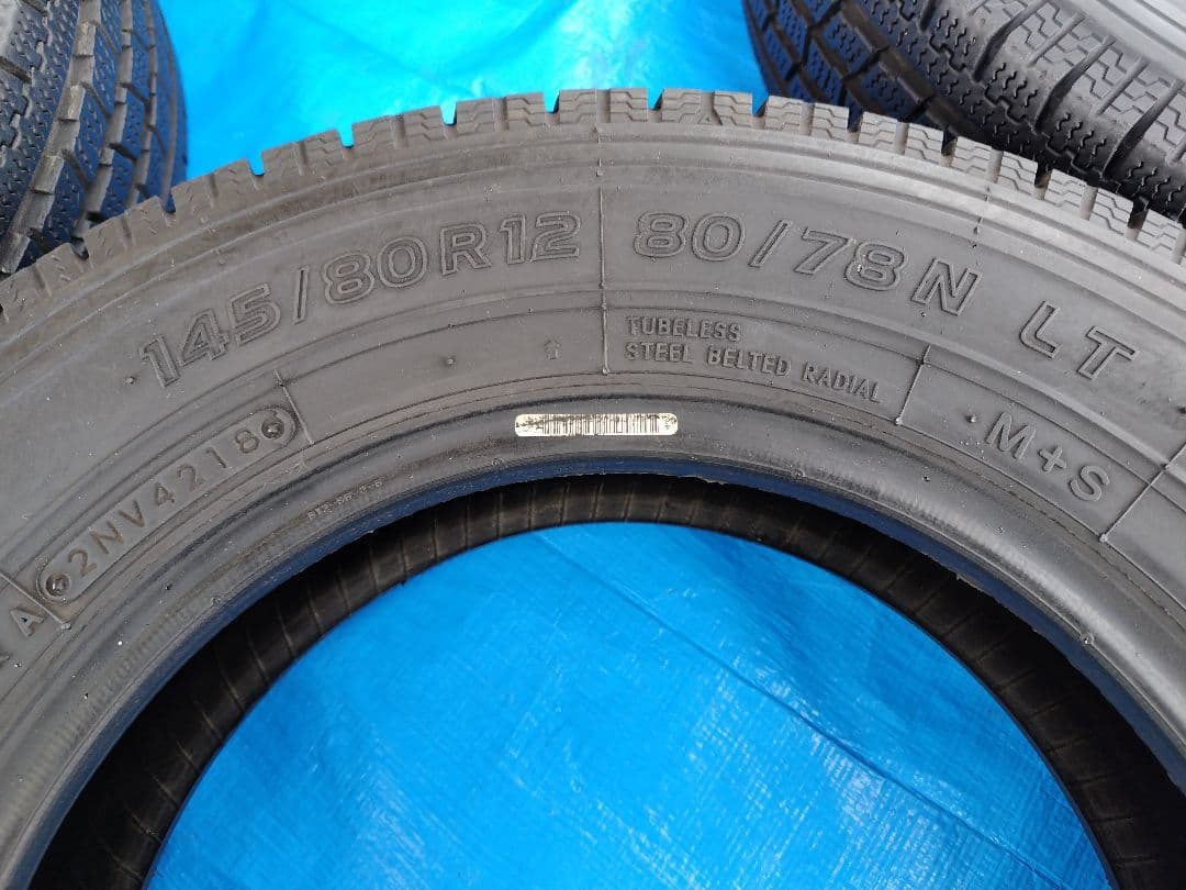 145/80R12・LT【1/2】軽トラ用スタッドレス・鉄ホイール付、２本分割