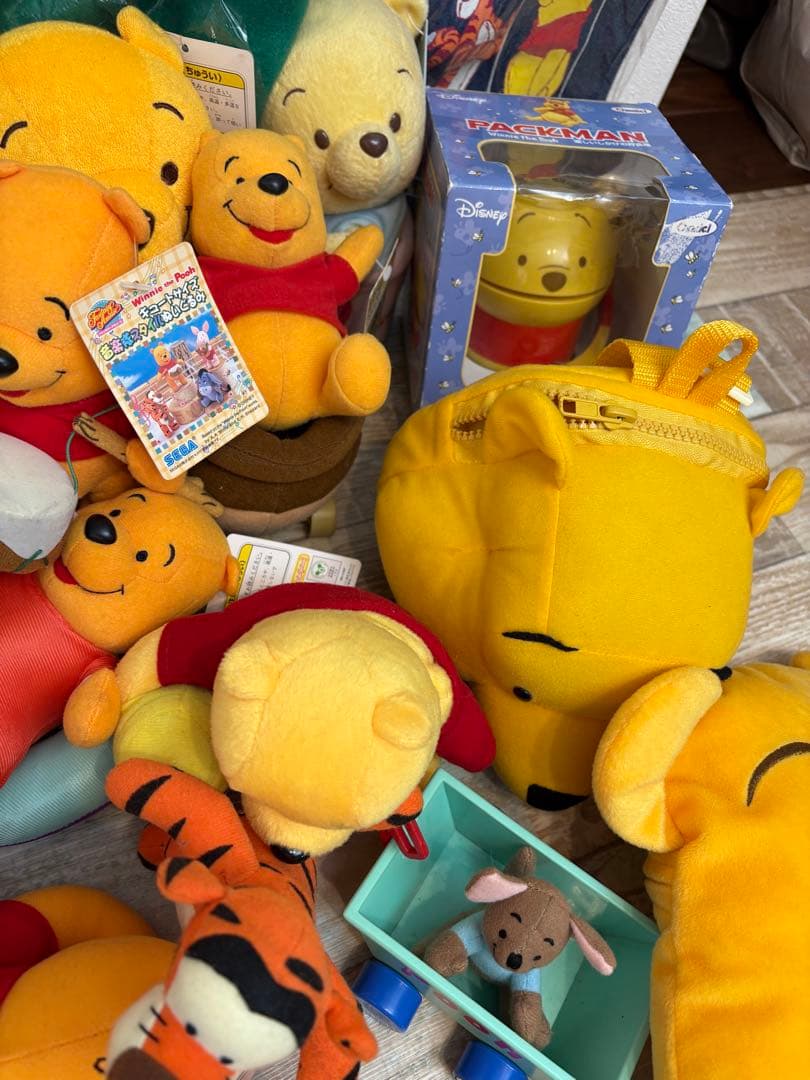 プーさん　イーヨー　ディズニー　まとめ売り　レアな商品あり　ぬいぐるみ　新品あり