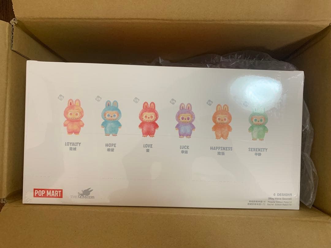 新品未開封　正規品　ラブブ　LABUBU エナジー　アソートボックス