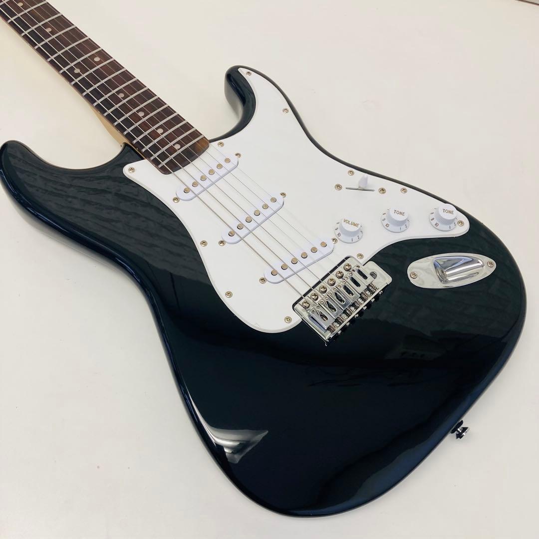 【美品】Squier BULLET STRAT エレキギター ブラック