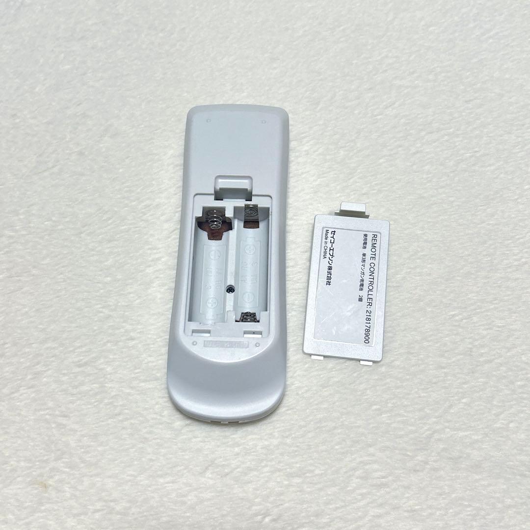 【美品】　エプソン ビジネスプロジェクター EB-S05 ランプ点灯時間　32H