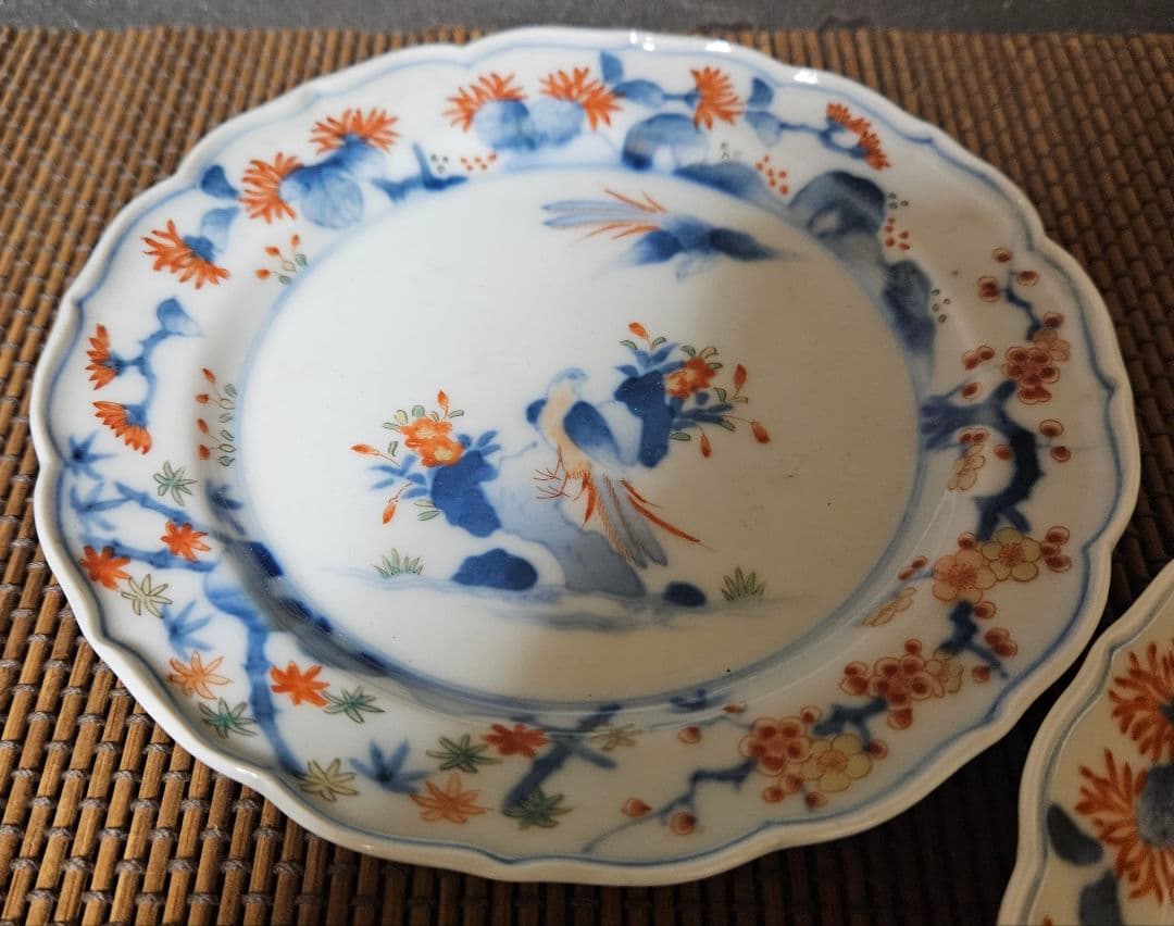 【名品❗】江戸時代後期　柿右衛門様式　染錦　双鳥に　梅花紅葉赤花図　輪花皿　2客