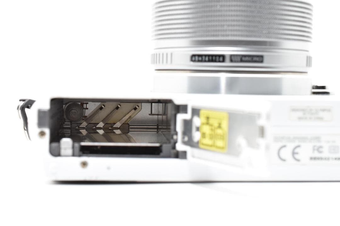 OLYMPUS オリンパス E-PM1 レンズキット