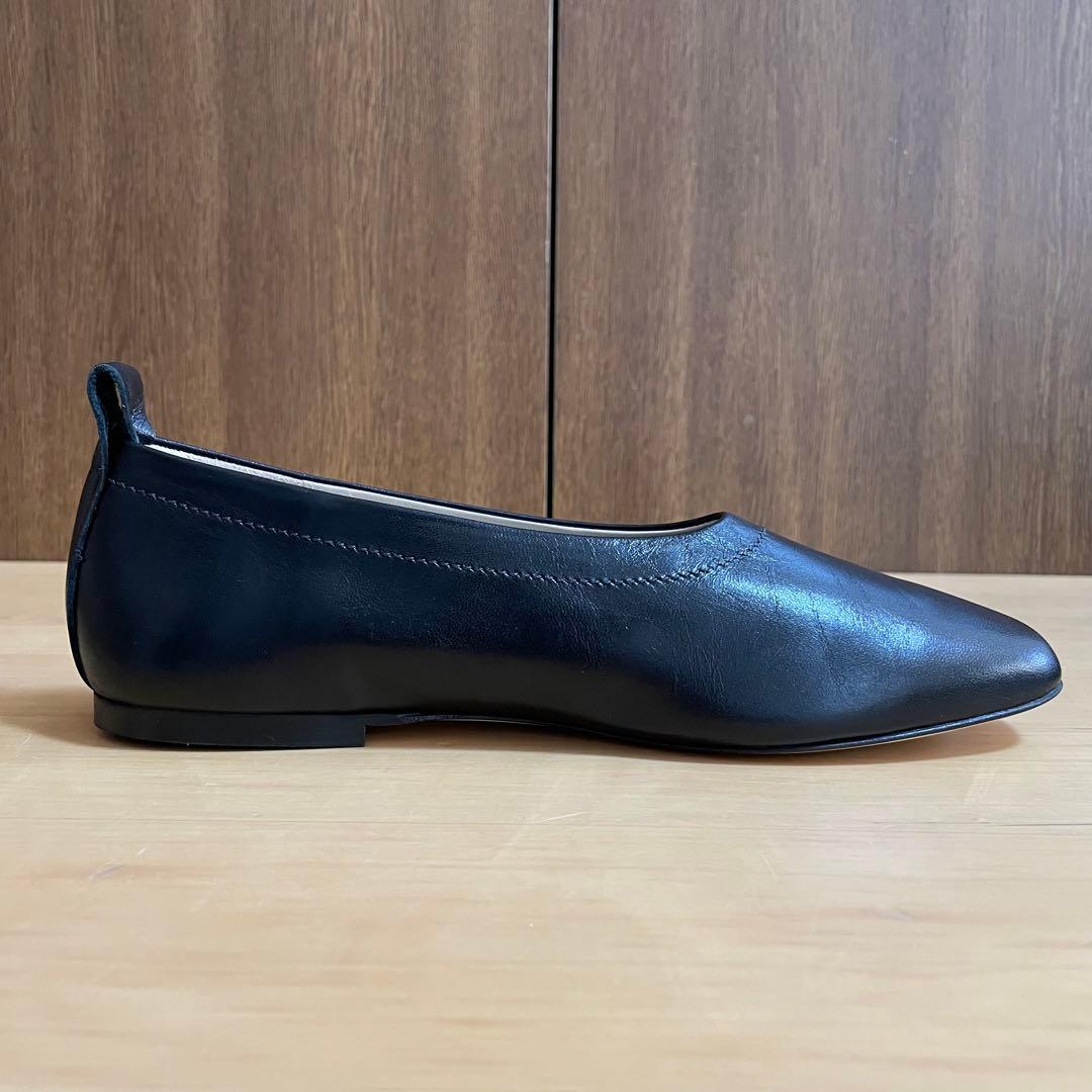 ✨新品未使用品✨定価2.4万　CORSO ROMA9 フラットパンプス　23.5