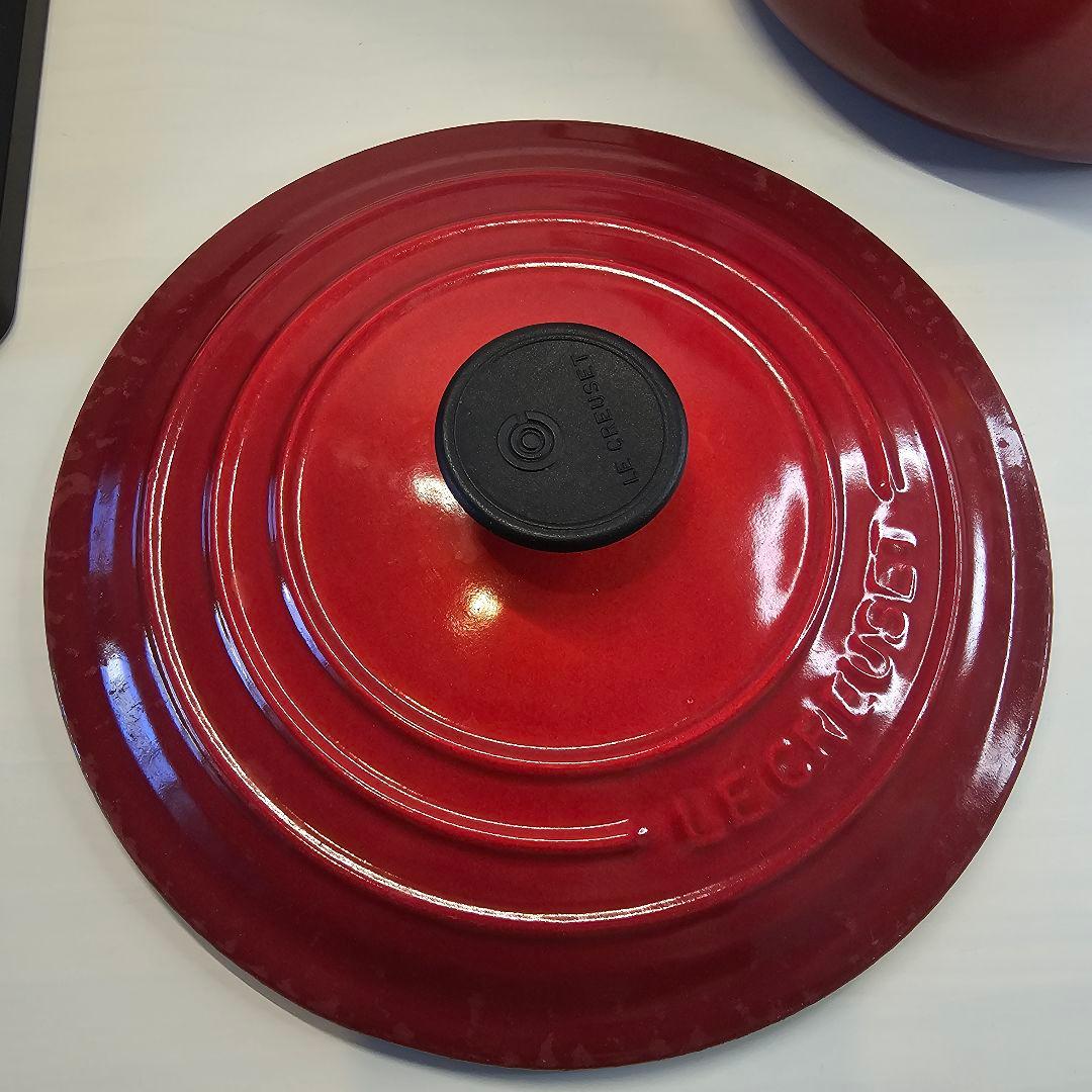 LE CREUSET ル・クルーゼ 20CM レッド赤 両手鍋 鋳物ホーロー鍋