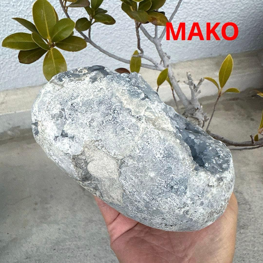 M1602☆セレスタイト原石2.8Kg☆天然石　原石