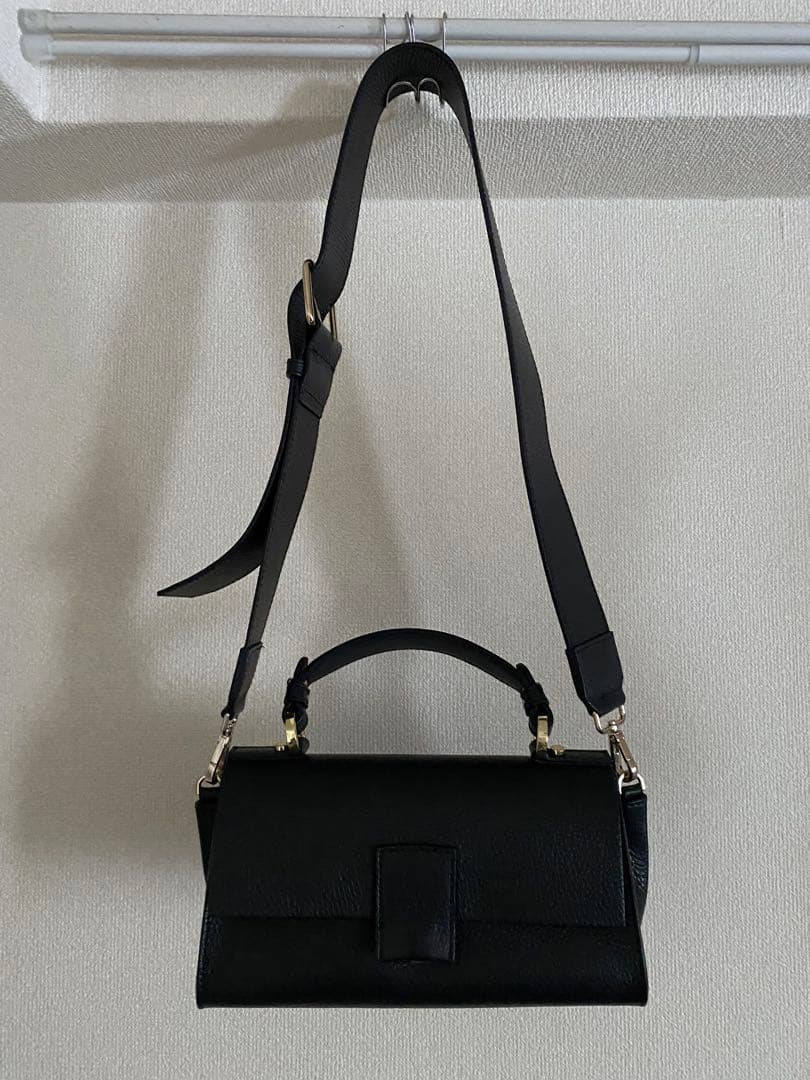IENA 人気完売