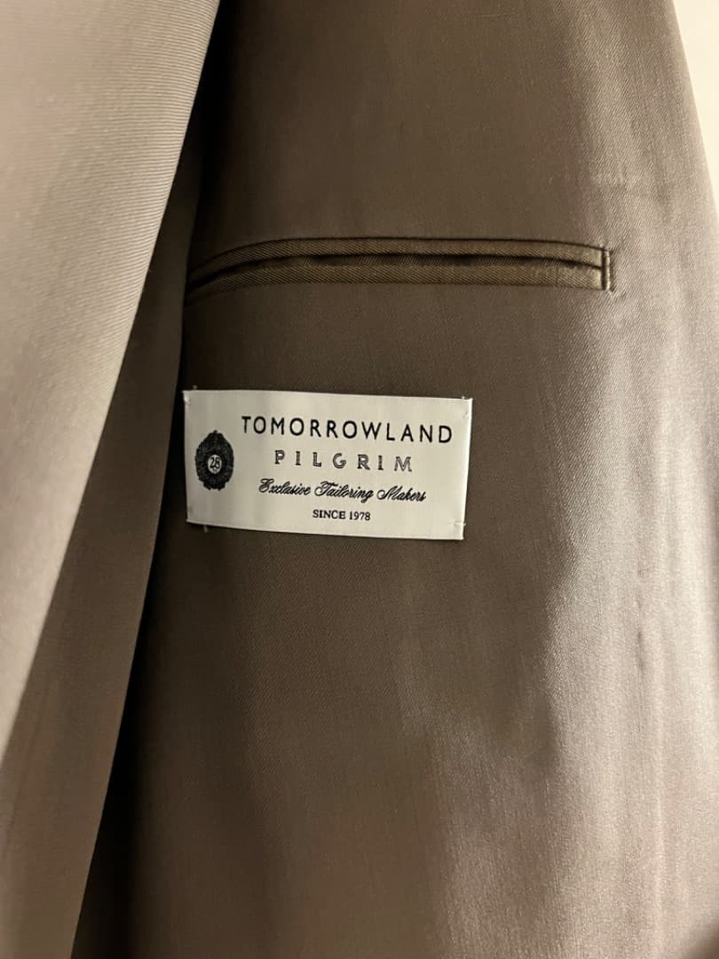 トゥモローランド pilgrim セットアップ 4Bダブルブレステッドスーツ