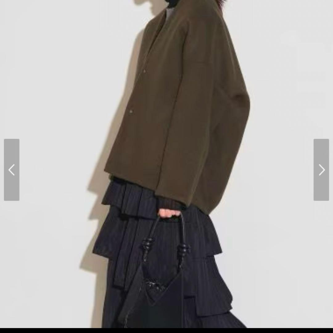 【美品】ELENDEEKフォルムショートウールコートMカーキ