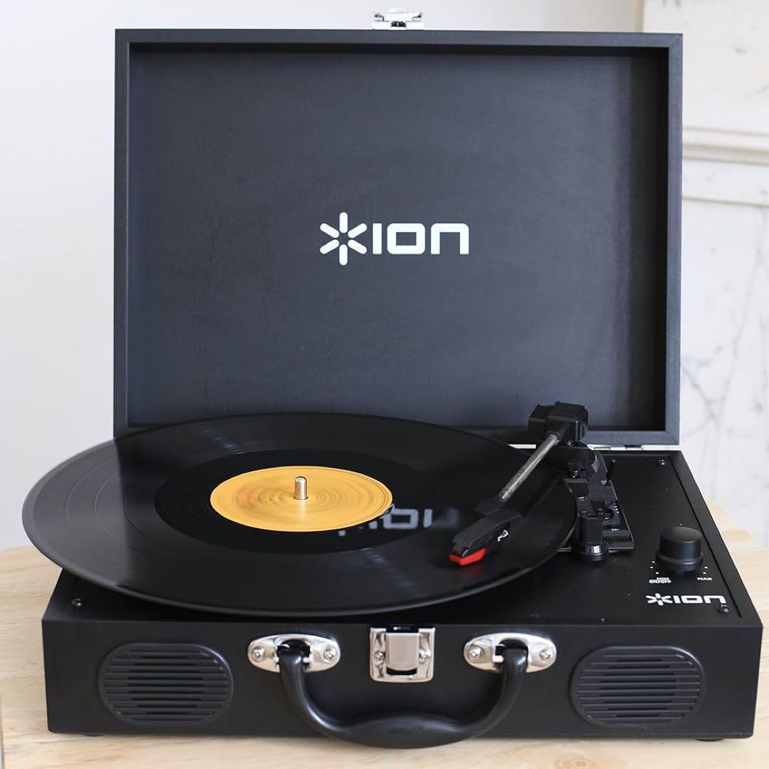 レコードプレーヤー　レトロ　スピーカー内蔵