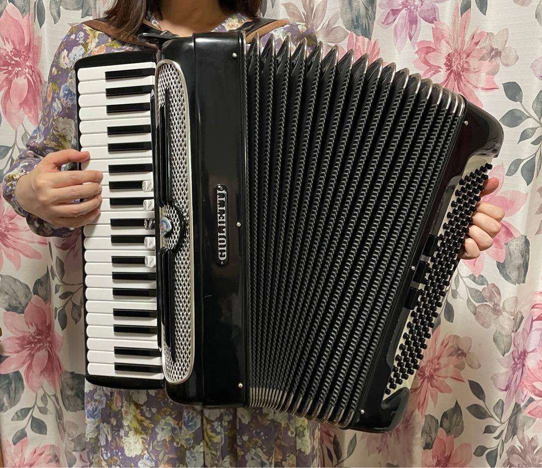GIULIETTI アコーディオン ブラック　M52