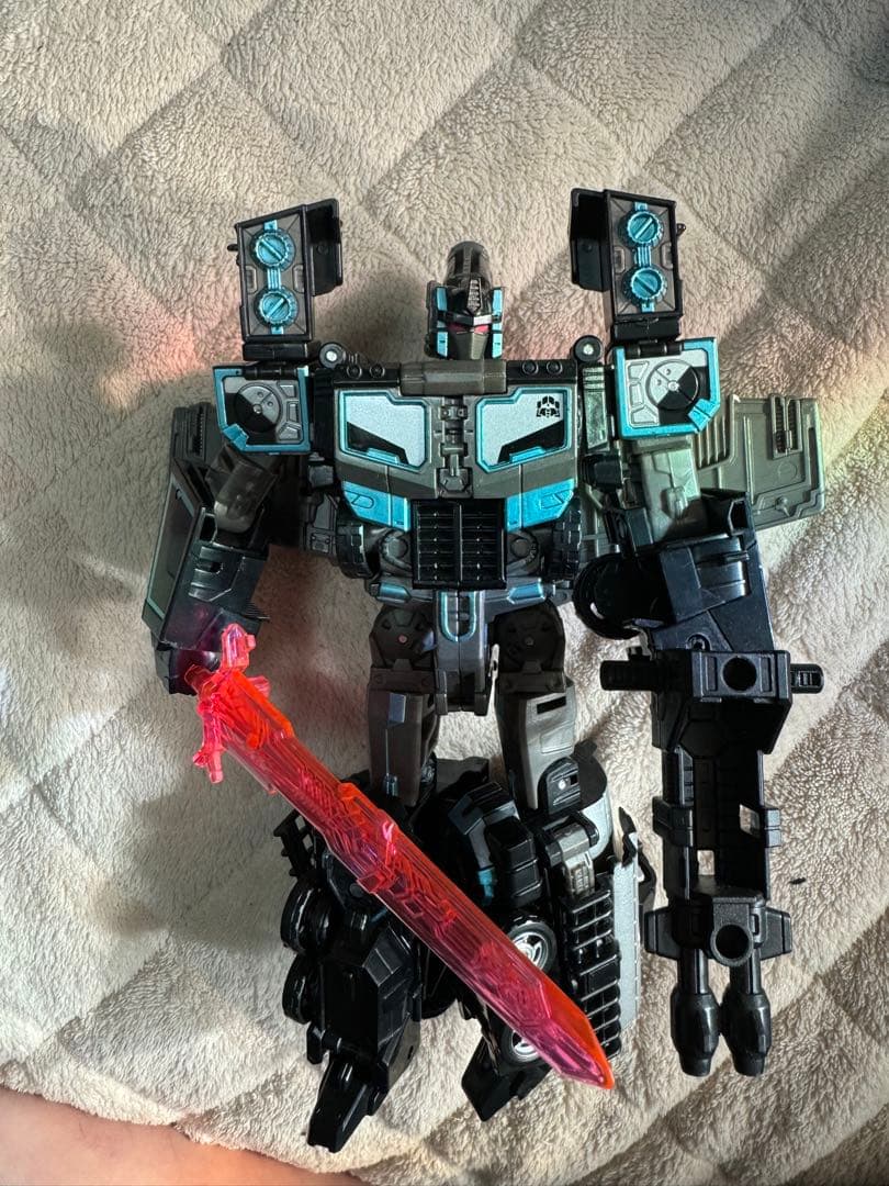 トランスフォーマー レジェンズ ブラックコンボイ