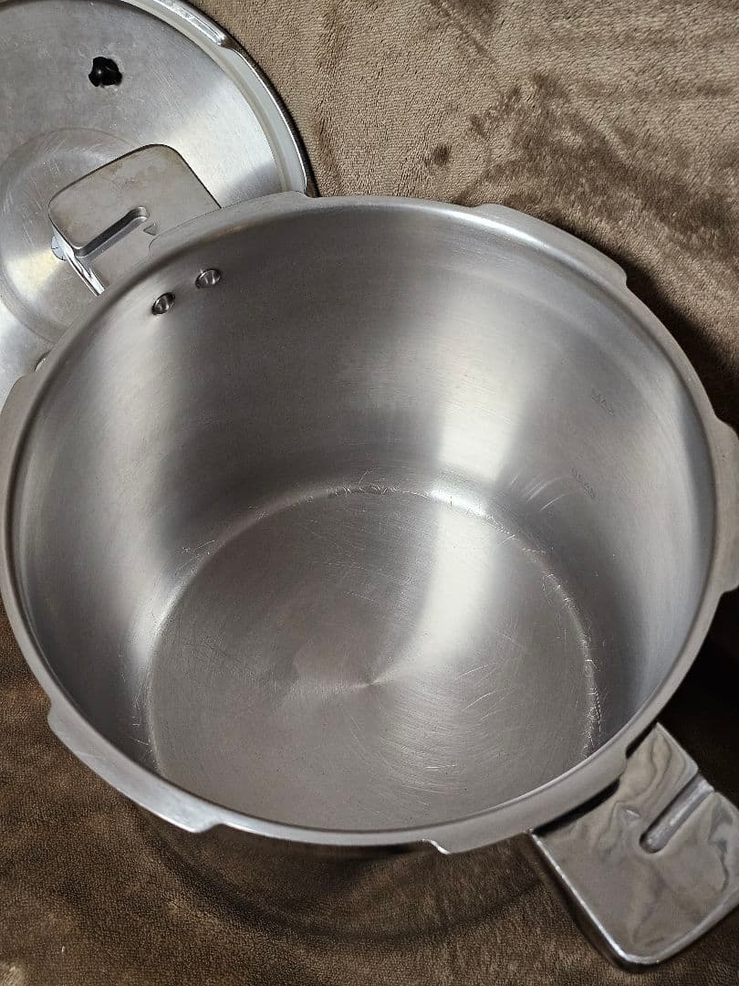 【ハロウィンセール！】破格☆ステンレス圧力鍋 ワンダーシェフ 15L
