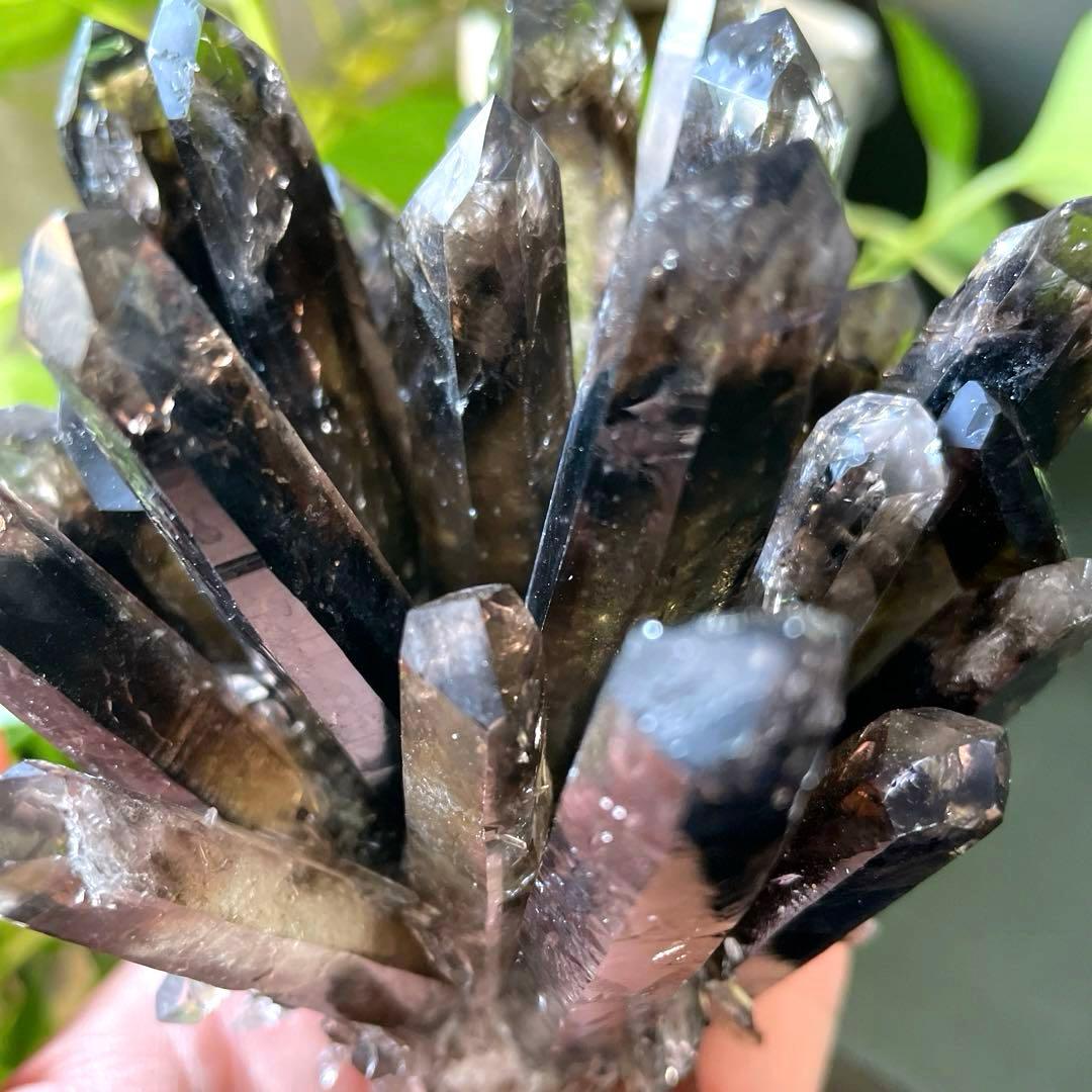 黒水晶　モリオン　スモーキークォーツ　煙水晶　天然石　パワーストーン　クラスター