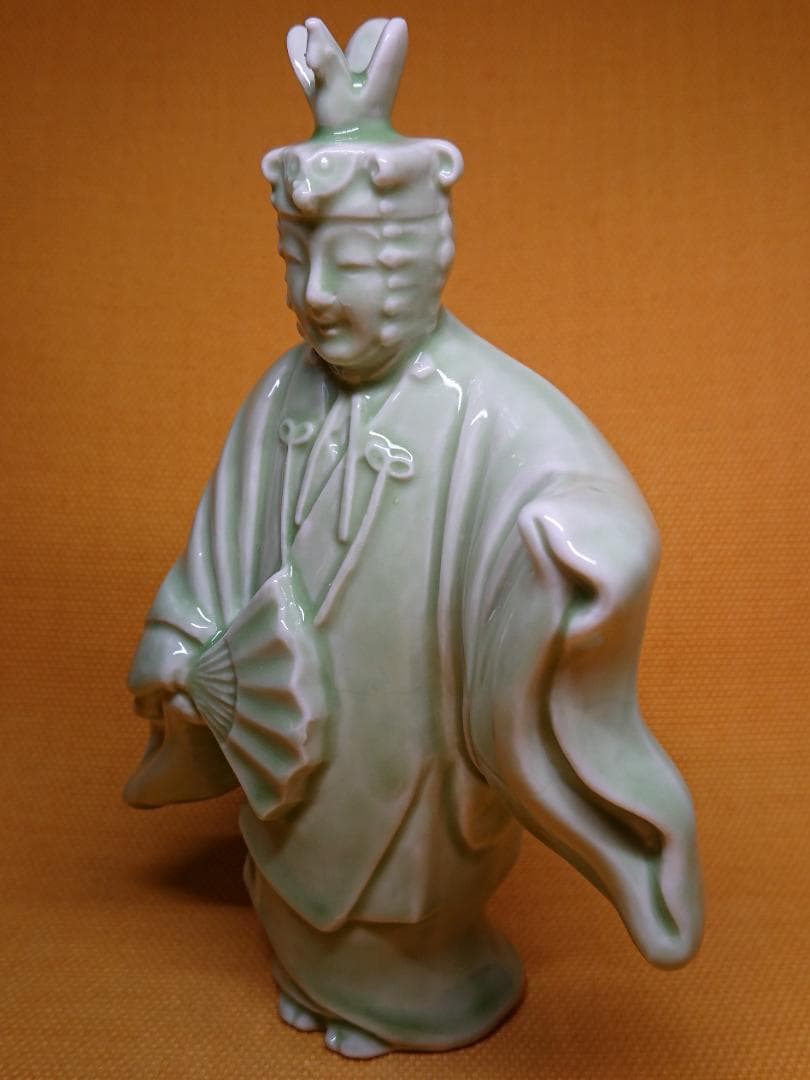 【美品】人形　青磁　オブジェ　置物　インテリア　工芸品　美術品　A1349