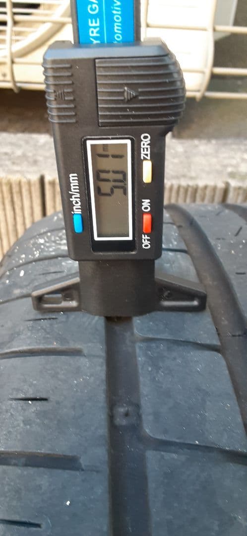 BMW 純正+ Pirelli P7 255/40R18 1本 リヤセット②