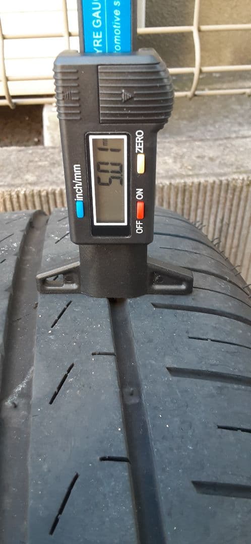 BMW 純正+ Pirelli P7 255/40R18 1本 リヤセット②