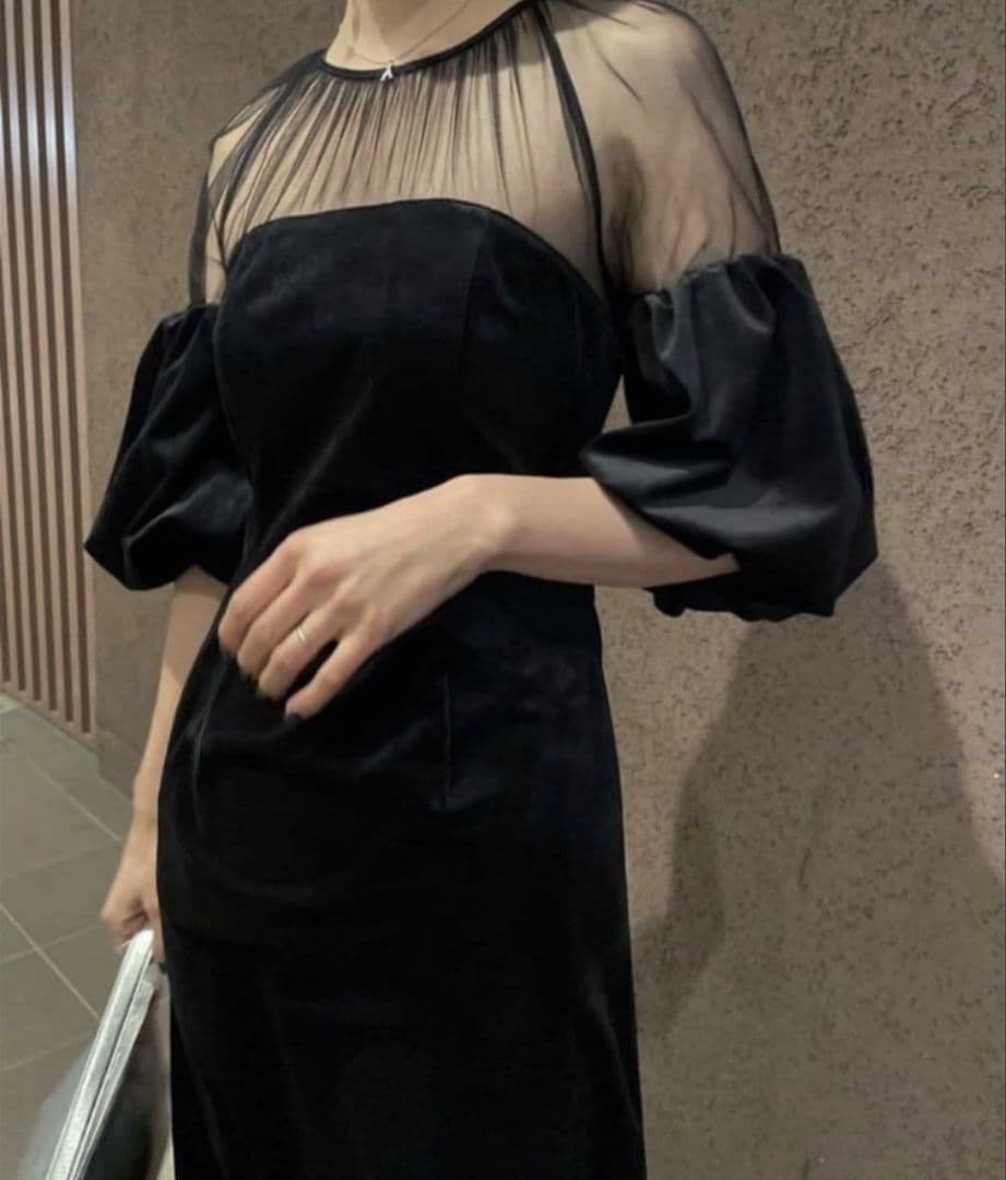 Ameri　SOUFFLE SLEEVE VELOUR DRESS