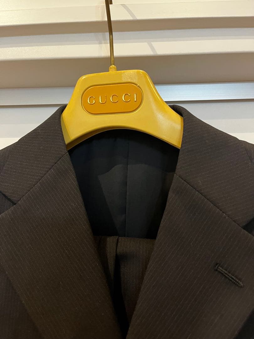 最終値下げ！美品！GUCCI スーツ　メンズ