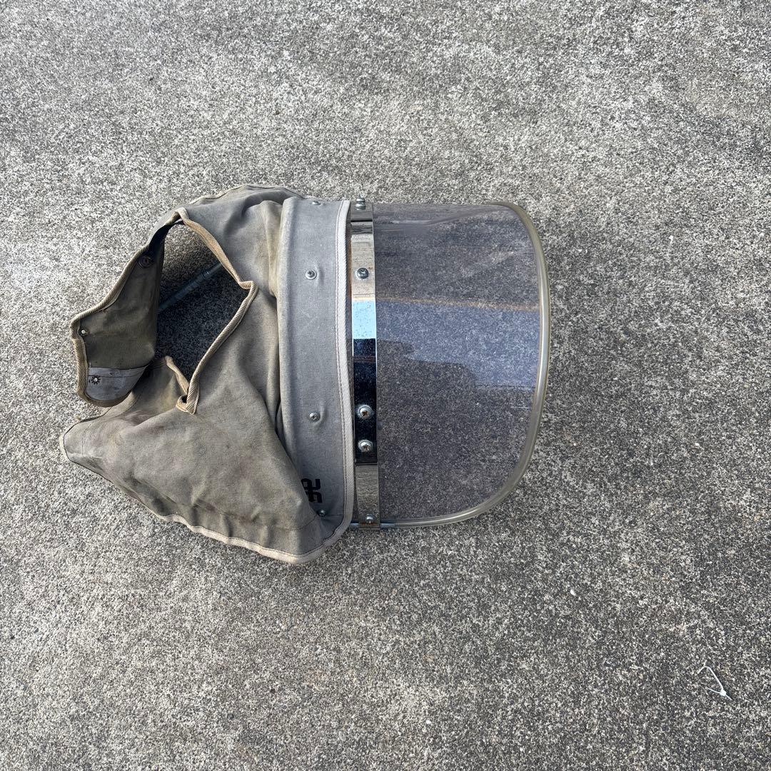 バイク短風貌