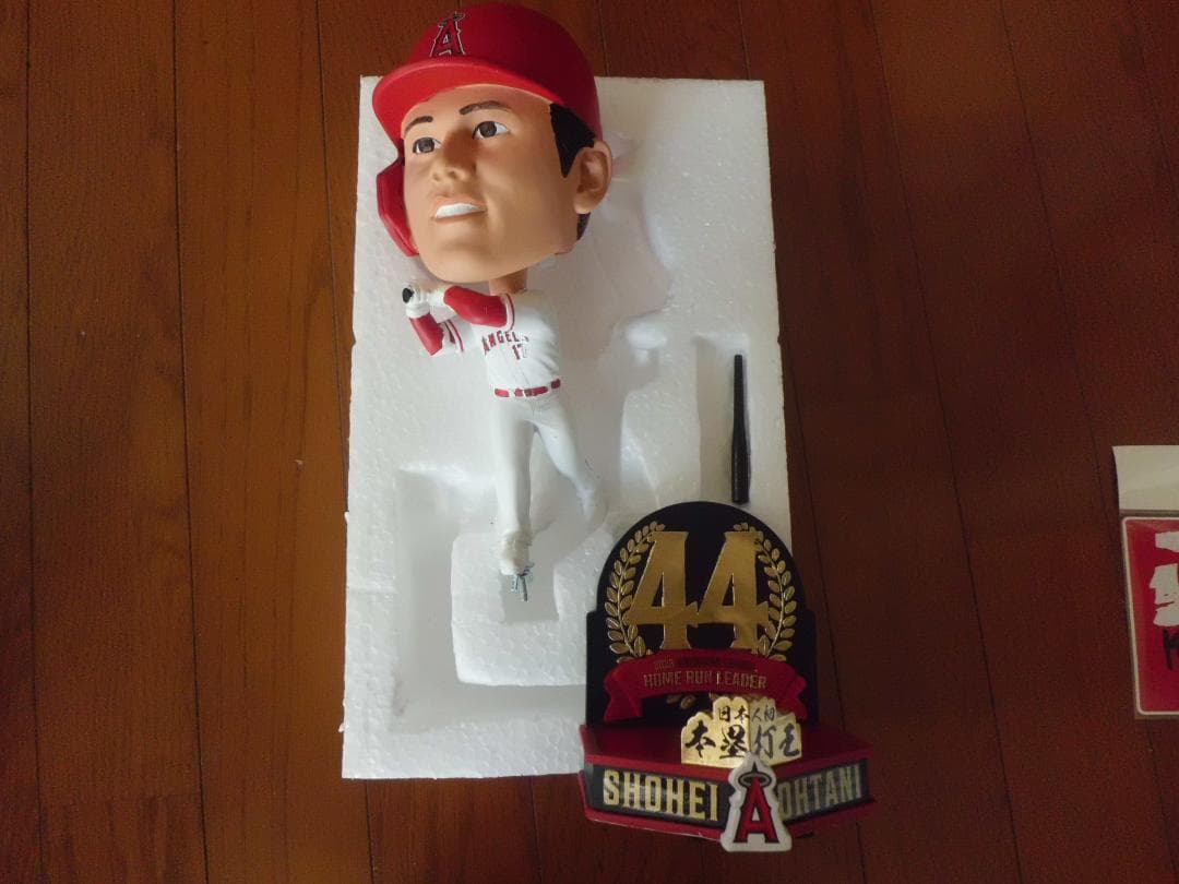 大谷翔平 ホームラン王 ボブルヘッド　８インチ
