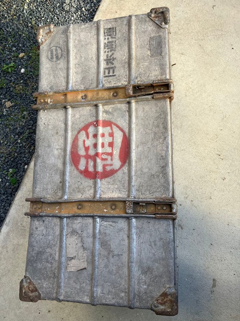 日本通運　折り畳みコンテナ