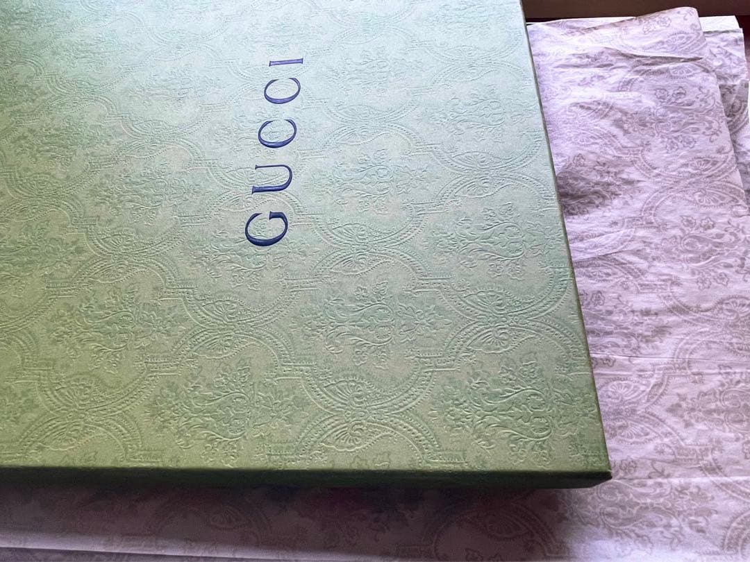GUCCI グッチ ガーメントバッグ　カバー GG　レッド スーツカバー
