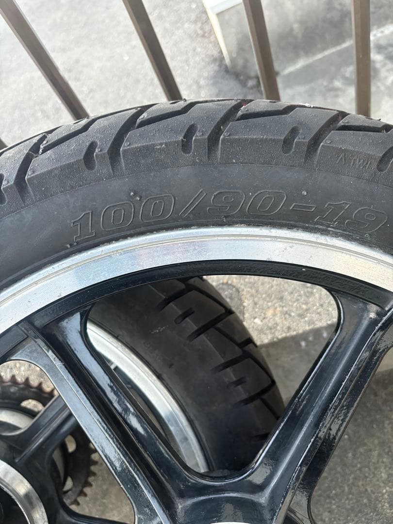 cb250t cb400t キャストホイール　タイヤ　セット　ブラックホイール