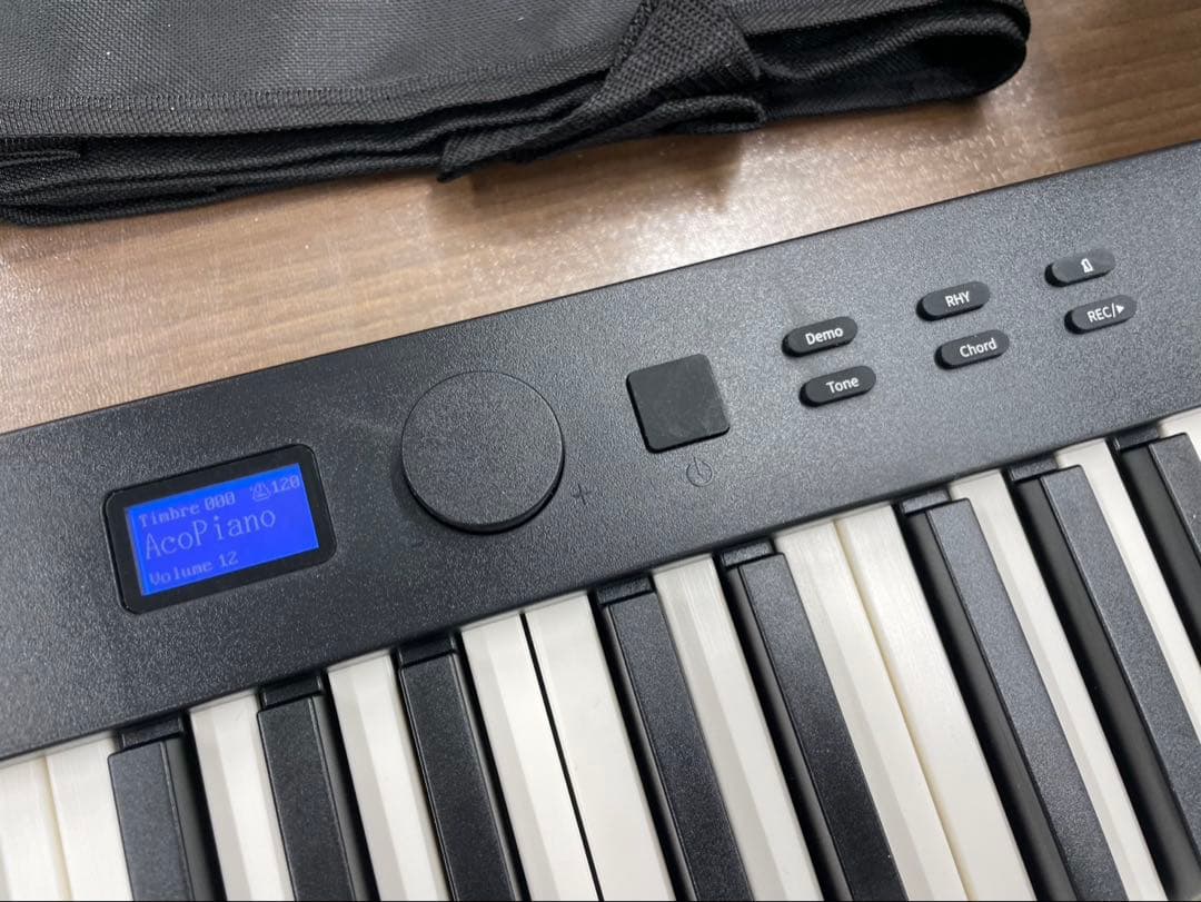 折りたたみ電子ピアノ　88鍵盤　充電タイプ　ブラック 鍵盤ライト機能あり
