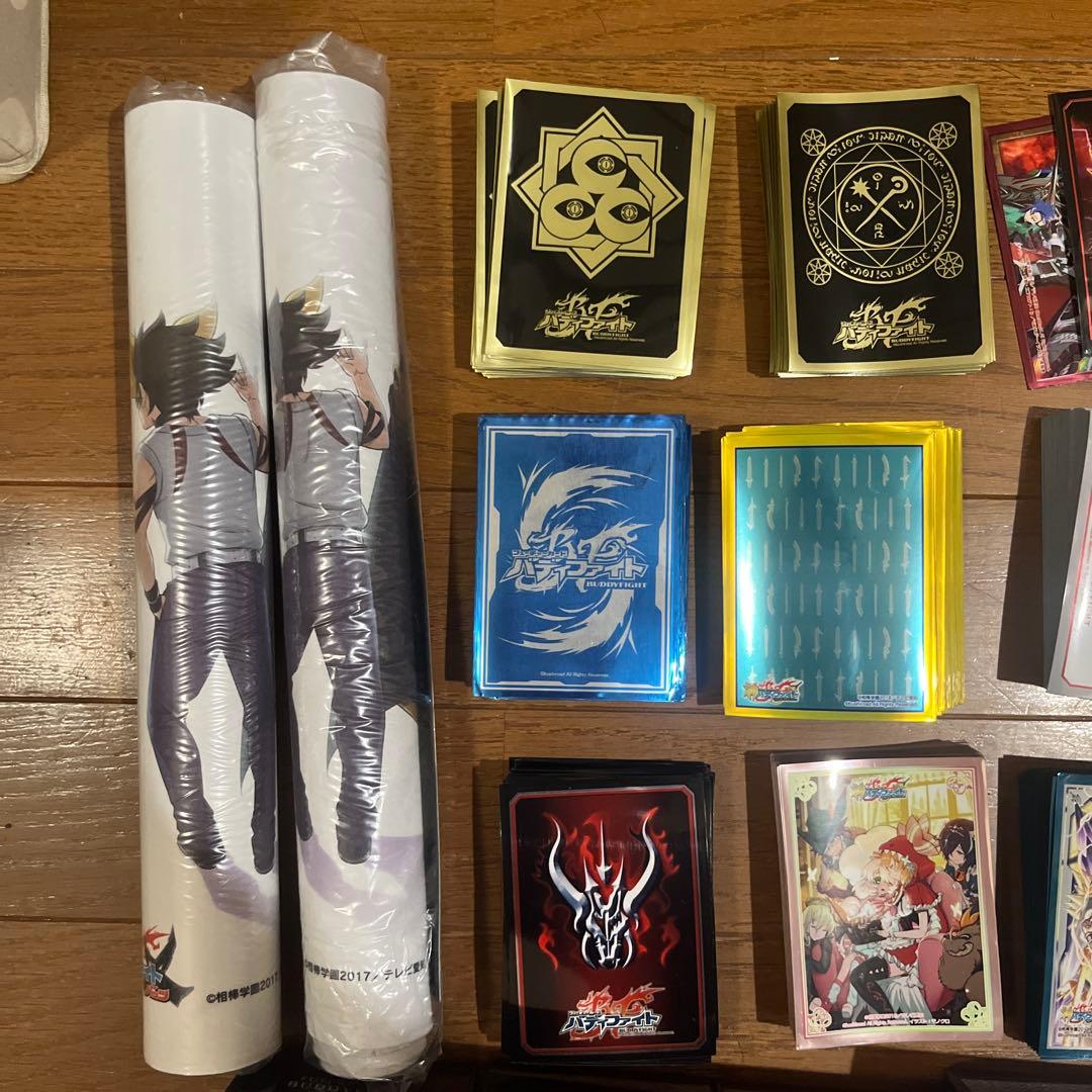 t*a様 バディファイト　引退品　激レアスリーブ　カード等多数