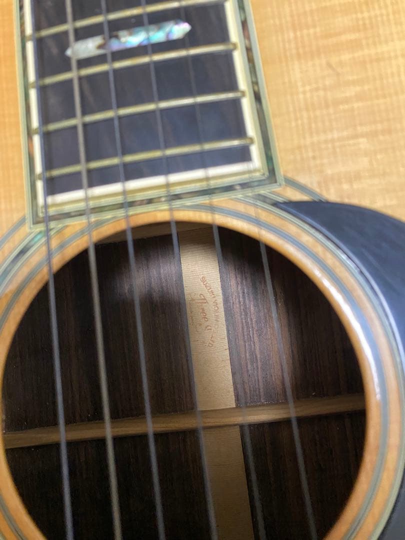 ThreeS Troubadour アコースティックギター 専用ケース付き
