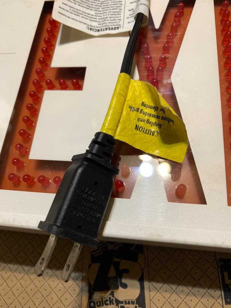 米軍放出品 EXIT サイン インテリア 100v 米軍基地 USAF