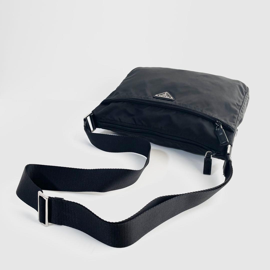 【美品】プラダ ショルダーバッグ カメラバッグ ナイロン×レザー