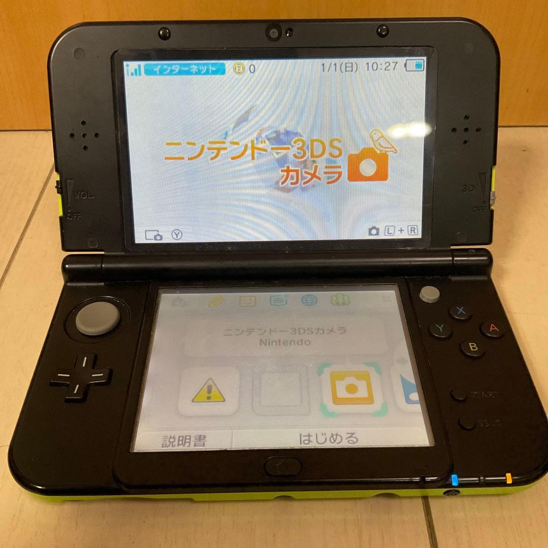 Nintendo 3DS LLライトグリーン　カセット　ケース付き