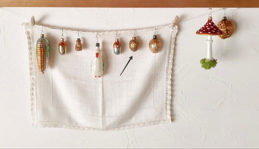 【たし1012さま】vintage ❀ マットゴールドの クルミオーナメント