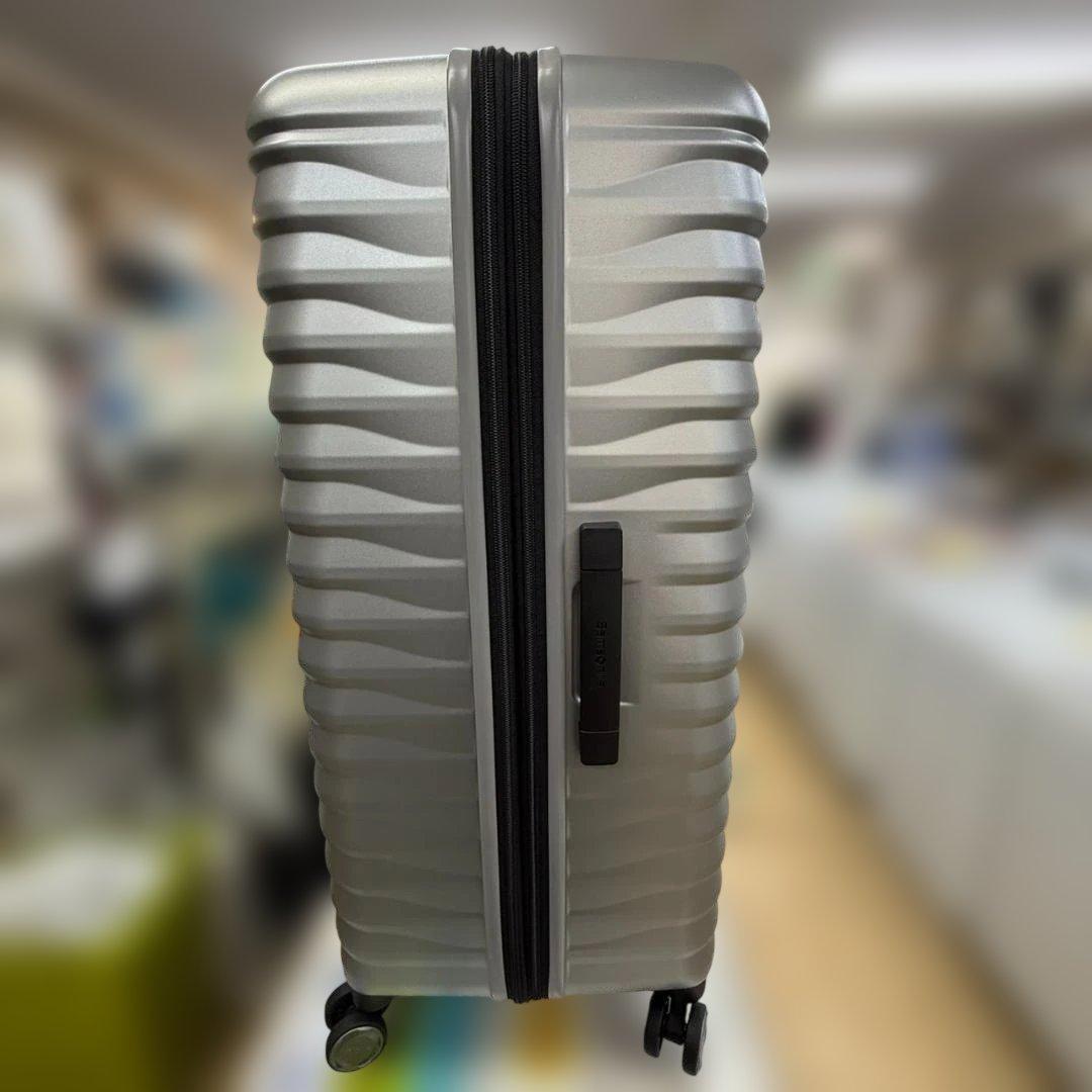 ★未使用　サムソナイト　エレメントスーツケース　27インチ　SAMSONITE