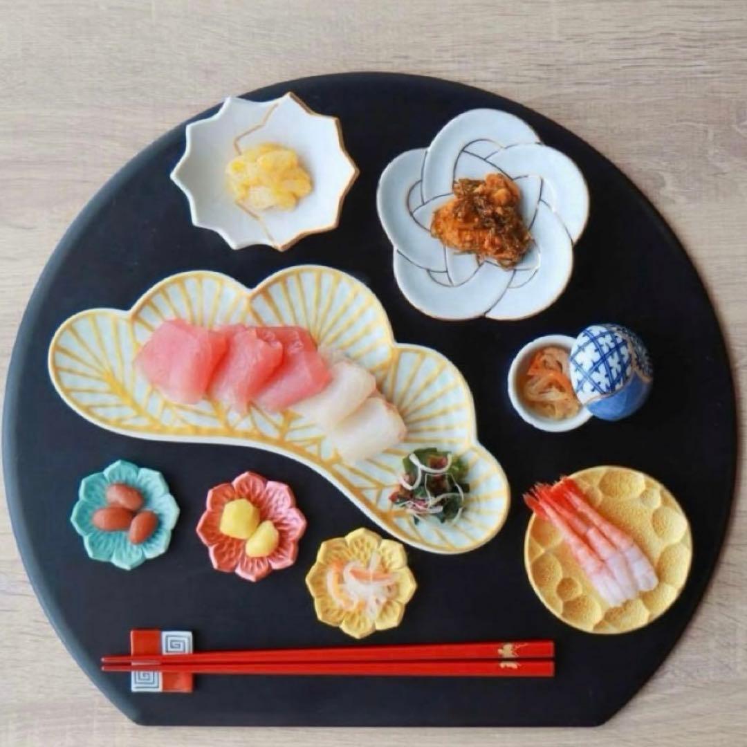【新品】有田焼田清窯　太白金線梅結び小皿　縁起物