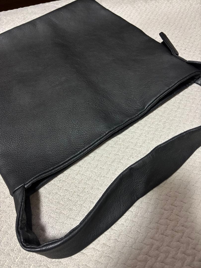 PUF ONE HANDLE TOTE L ブラック