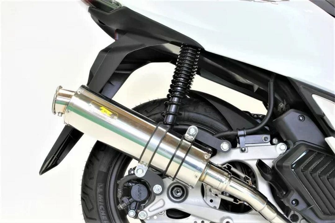 RealizeホンダPCX125 JK05 22Racing バイクマフラー